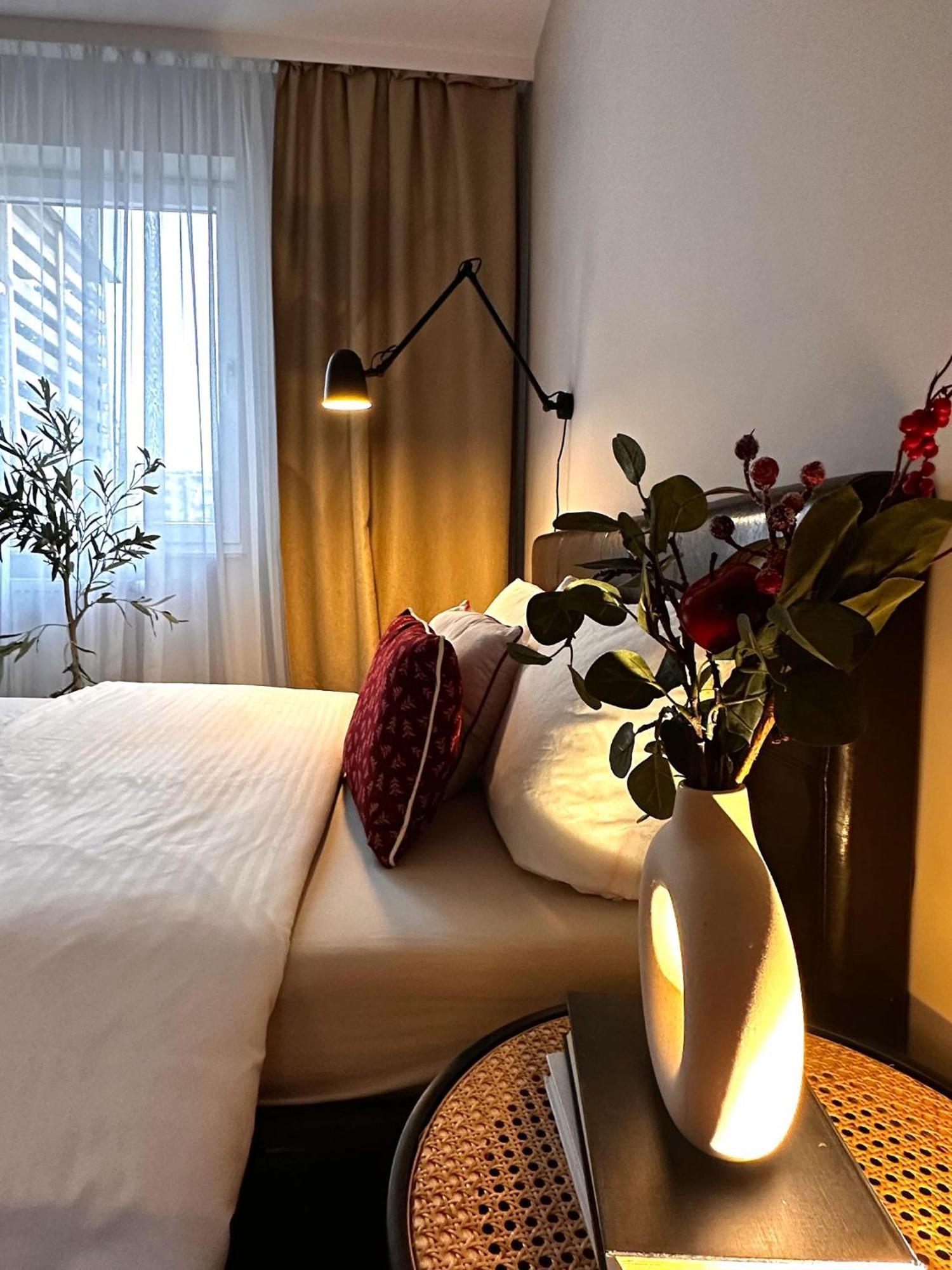 Apartments Wroc'Love By Me & Mosiezna & Free Garage & Self Check In 24H Wroclaw Exterior photo